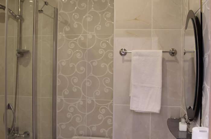 Imagen de la habitación del Sefa Green Hotel. Foto 6