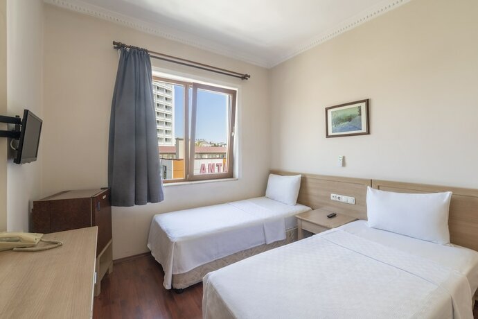Imagen de la habitación del Sehir Hotel. Foto 20