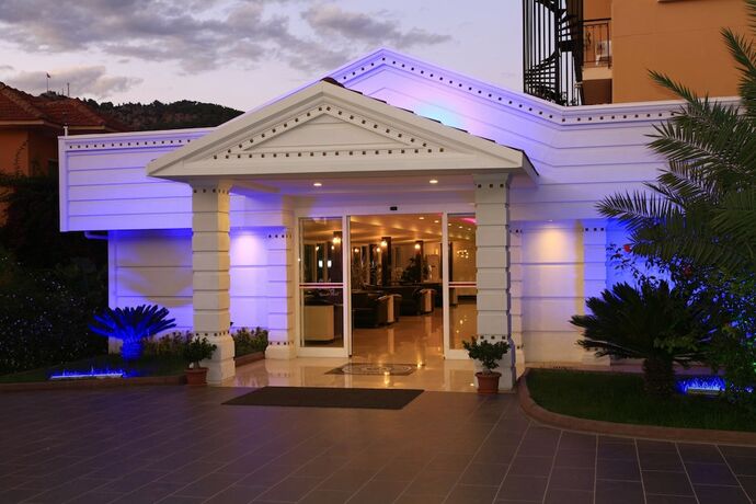 Imagen general del Seker Resort Hotel. Foto 11