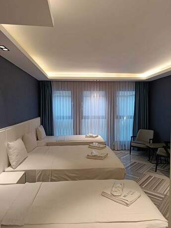 Imagen de la habitación del Sel Suite Hotel. Foto 16