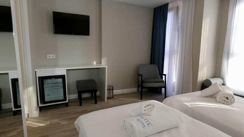 Imagen de la habitación del Sel Suite Hotel. Foto 18