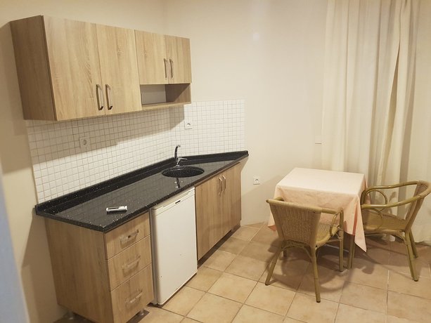 Imagen de la habitación del Selenya Apart Hotel. Foto 12