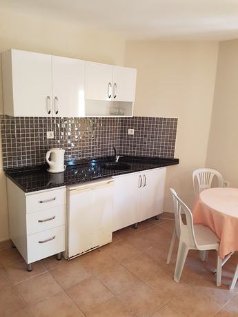 Imagen de la habitación del Selenya Apart Hotel. Foto 13