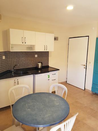 Imagen de la habitación del Selenya Apart Hotel. Foto 15