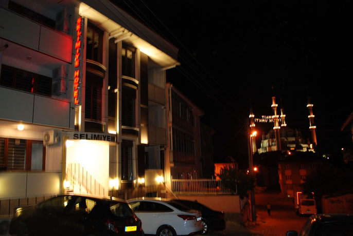 Imagen del bar/restaurante del Selimiye Hotel. Foto 4