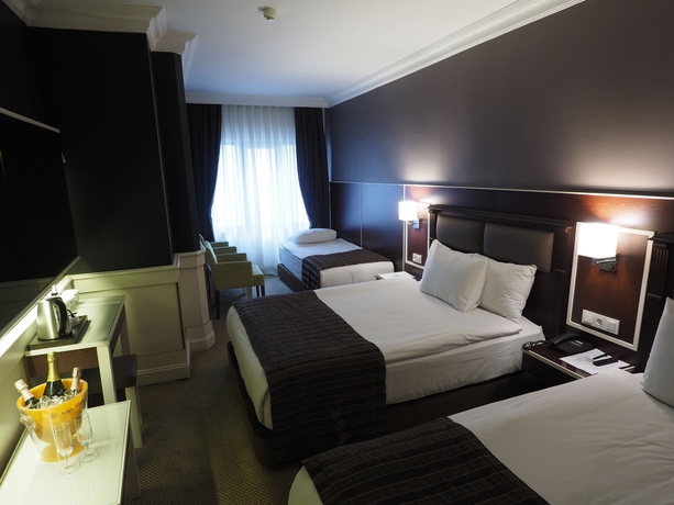 Imagen de la habitación del Seminal Hotel. Foto 11