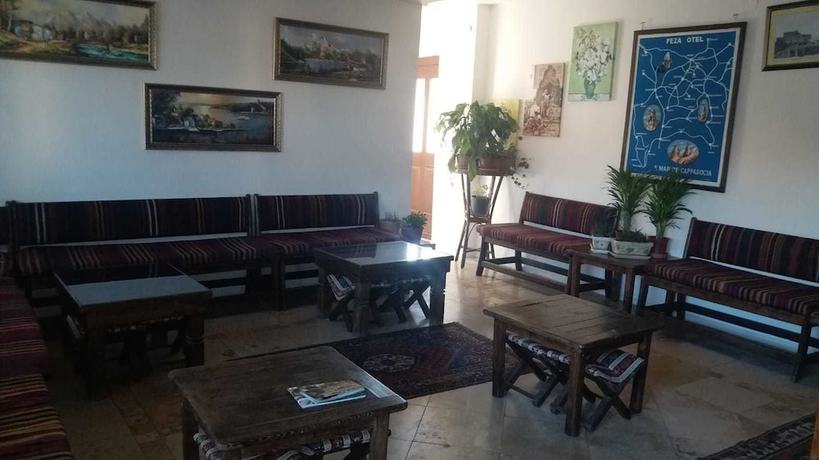 Imagen de los interiores del Sena Hotels. Foto 20