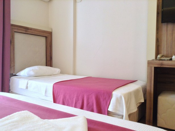 Imagen de la habitación del Senam Hotel. Foto 8