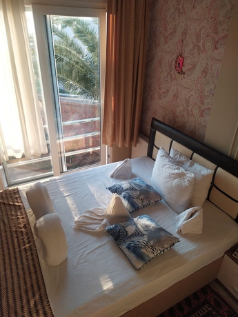 Imagen de la habitación del Senar Naz Otel. Foto 14