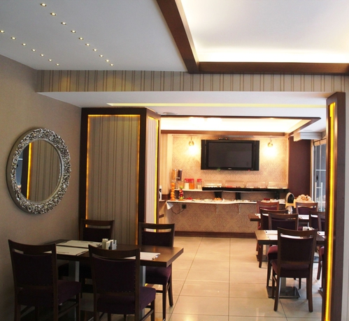 Imagen del bar/restaurante del Septimum Hotel. Foto 5