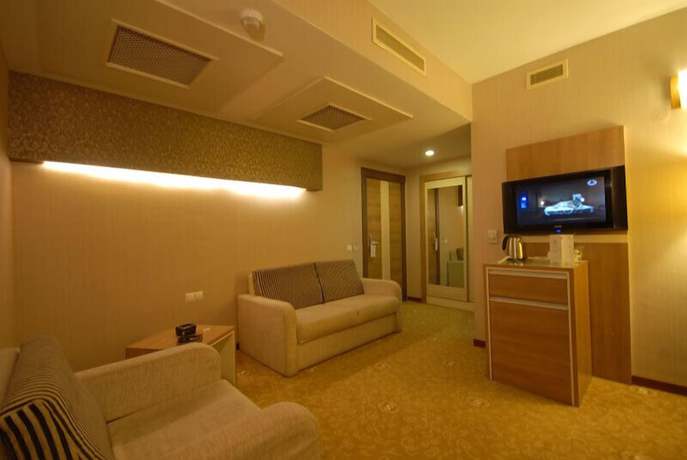 Imagen de la habitación del Serace Hotel. Foto 4