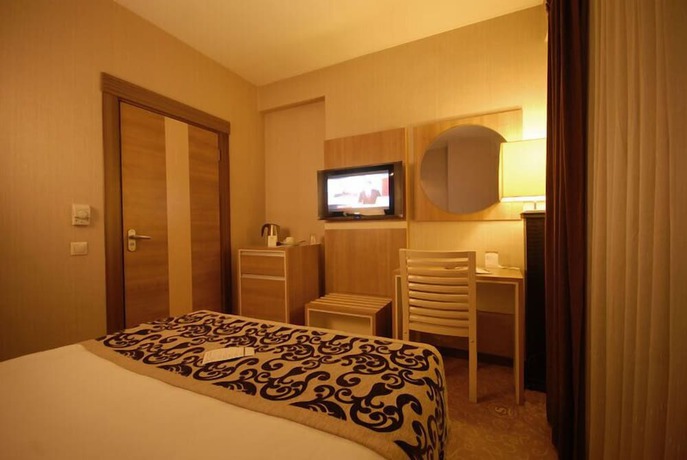 Imagen de la habitación del Serace Hotel. Foto 7
