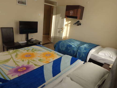 Imagen de la habitación del Serapion Hotel. Foto 4