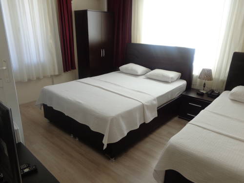 Imagen de la habitación del Serapion Hotel. Foto 6