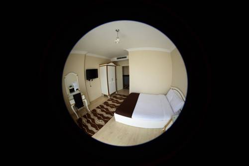 Imagen de la habitación del Seref Hotel. Foto 1