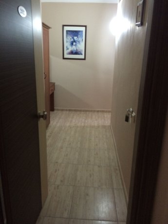 Imagen de la habitación del Serendi Apart Hotel. Foto 15