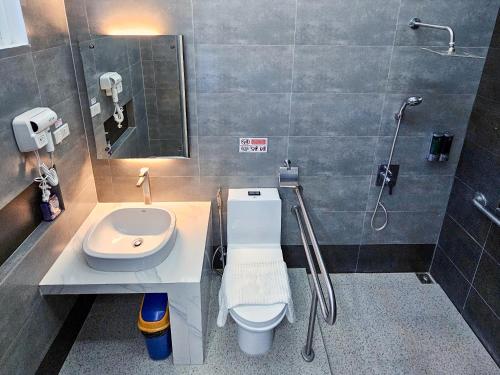 Imagen general del Serenity Beach Hotel. Foto 1