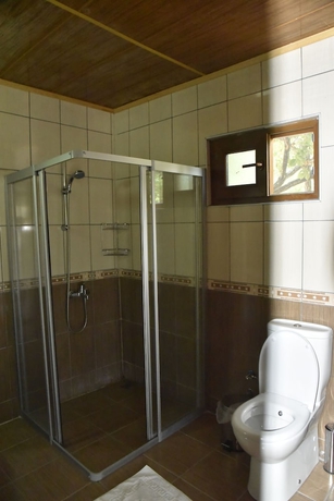 Imagen de la habitación del Serenity Bungalows. Foto 13