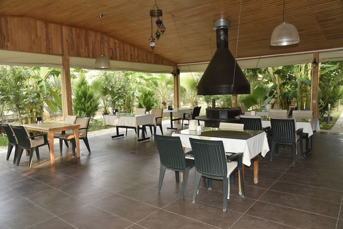 Imagen del bar/restaurante del Serenity Bungalows. Foto 8