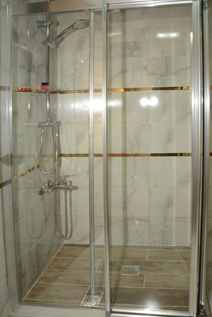 Imagen de la habitación del Serenity Suit Hotel. Foto 8