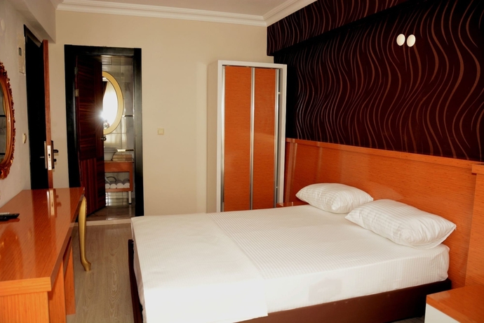 Imagen de la habitación del Serenity Suit Hotel. Foto 12