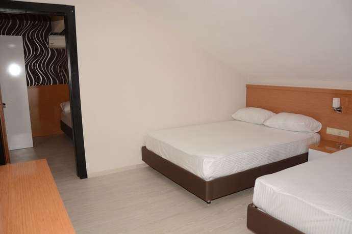 Imagen de la habitación del Serenity Suit Hotel. Foto 18