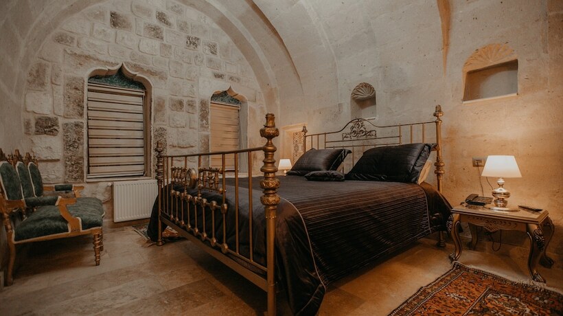 Imagen de la habitación del Serenus Cave Suites. Foto 19