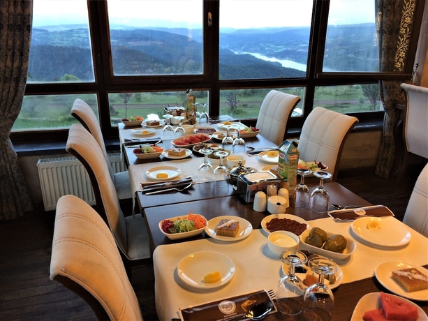 Imagen del bar/restaurante del Serife Baci Ogretmenevi Doga Kultur Koyu. Foto 7