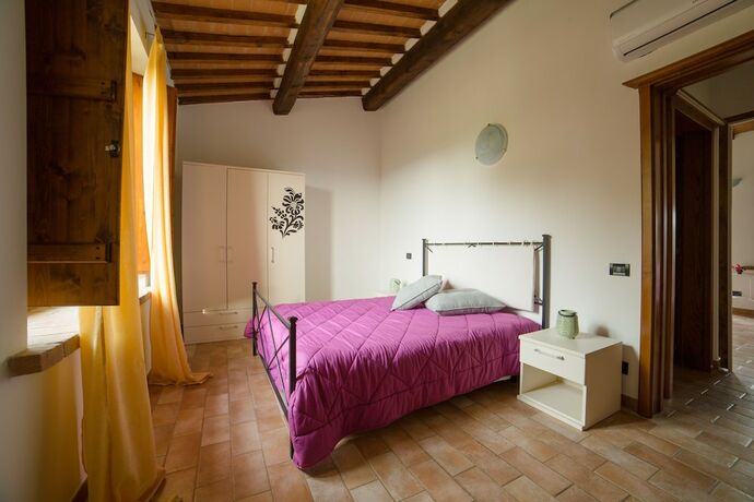 Imagen de la habitación del Serraiola Alta. Foto 12