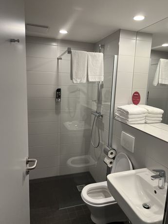 Imagen de la habitación del Serways Hotel L&uuml;neburger Heide West. Foto 7