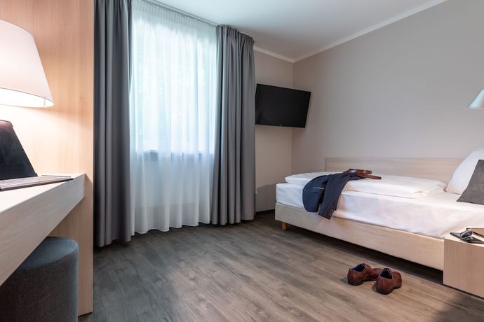 Imagen de la habitación del Serways Hotel Waldmohr. Foto 7