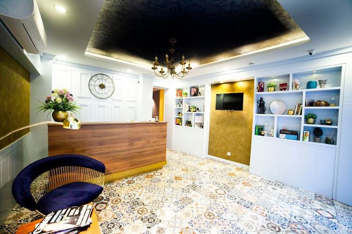 Imagen de los interiores del Set Ozer Hotel. Foto 18
