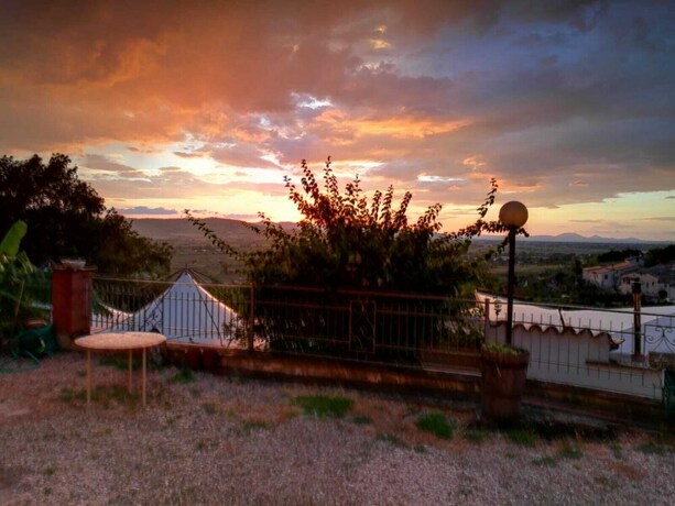 Imagen de los interiores del Setter House Agri Hotel. Foto 37