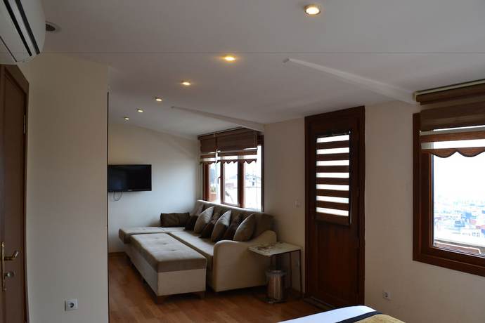 Imagen de la habitación del Seven Days Hotel. Foto 2