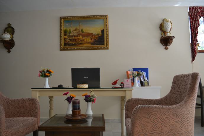 Imagen de los interiores del Seven Days Hotel. Foto 20