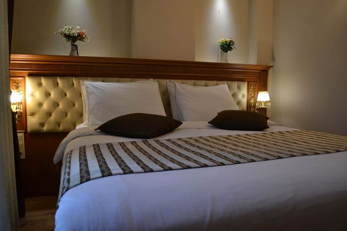 Imagen de la habitación del Seven Days Hotel. Foto 13