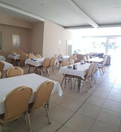 Imagen del bar/restaurante del Sever Suites Hotel. Foto 2