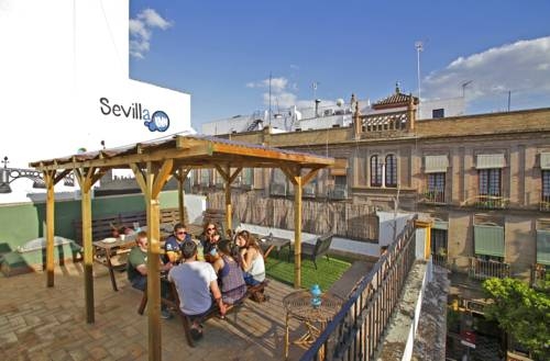 Imagen general del Sevilla Inn Suites. Foto 12