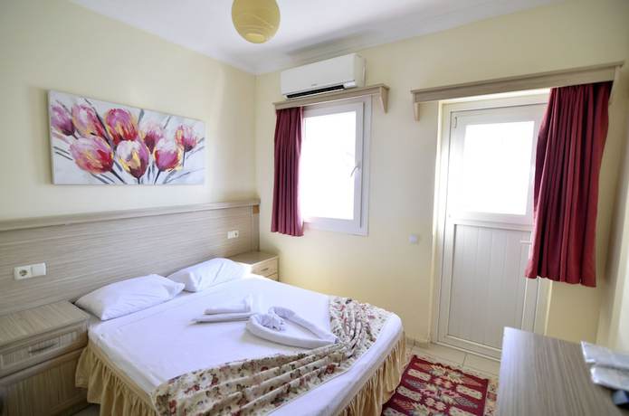 Imagen de la habitación del Sevin Hotel, Bodrum. Foto 17