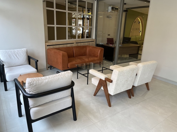 Imagen de los interiores del Sezer\'s Oliva Hotel. Foto 15