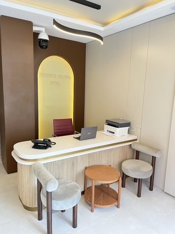 Imagen de los interiores del Sezer\'s Oliva Hotel. Foto 16