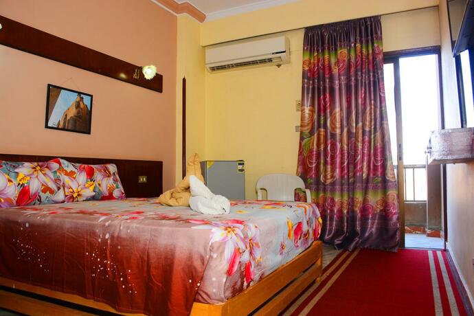 Imagen general del Shady Hotel Luxor. Foto 20