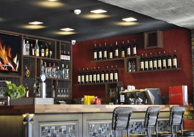 Imagen del bar/restaurante del Shah Inn Hotel. Foto 4