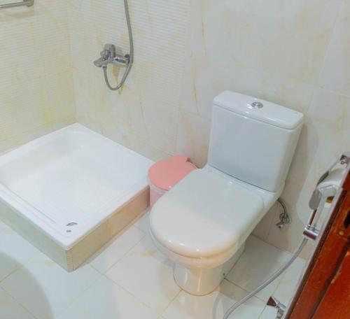 Imagen de la habitación del Sharjah plaza Hotel. Foto 13