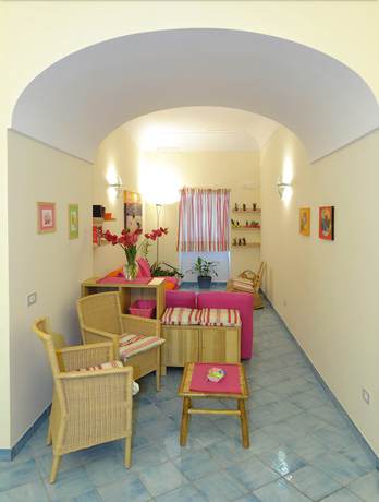 Imagen de los interiores del Sharon House. Foto 19