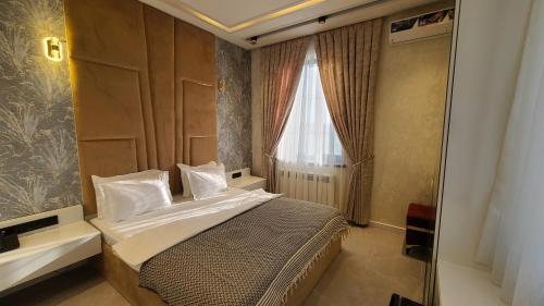 Imagen general del Shedevr Plaza Navoiy. Foto 10