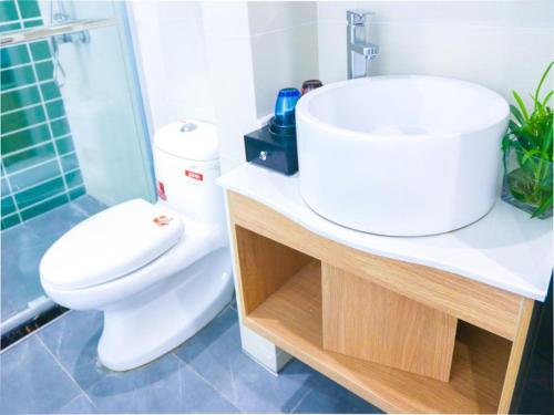 Imagen general del Shell Ningbo Gaoqiao Subway Station Hotel. Foto 10