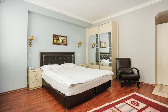 Imagen general del Sheriff Royal Suite. Foto 5