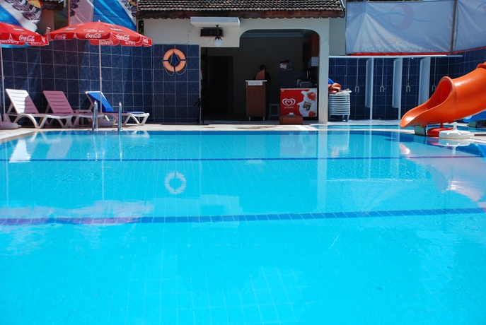 Imagen de la piscina del Shila Tatil Koyu. Foto 18