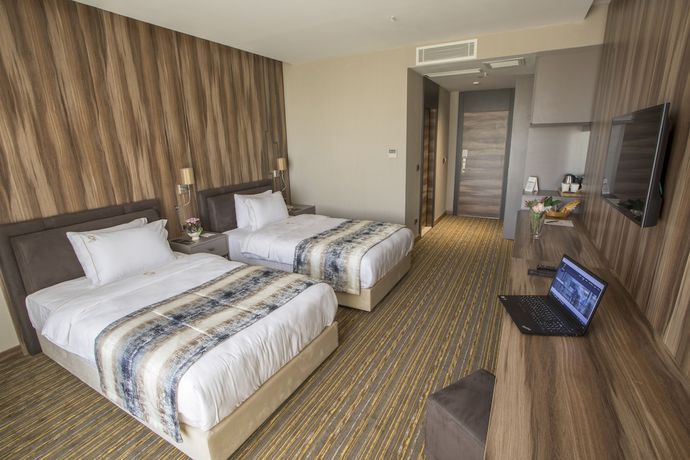 Imagen de la habitación del Shimall Deluxe Hotel. Foto 9